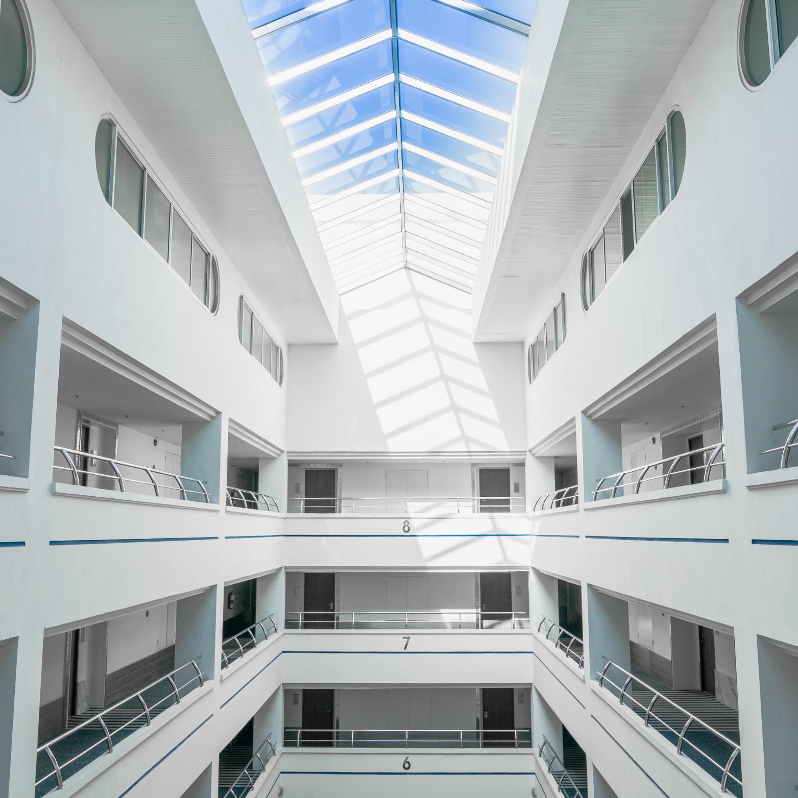 A-One The Royal Cruise Hotel