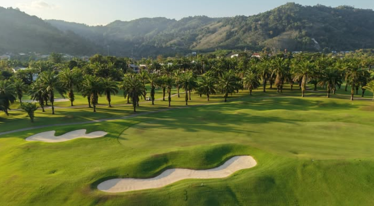 Loch Palm Golf Club /