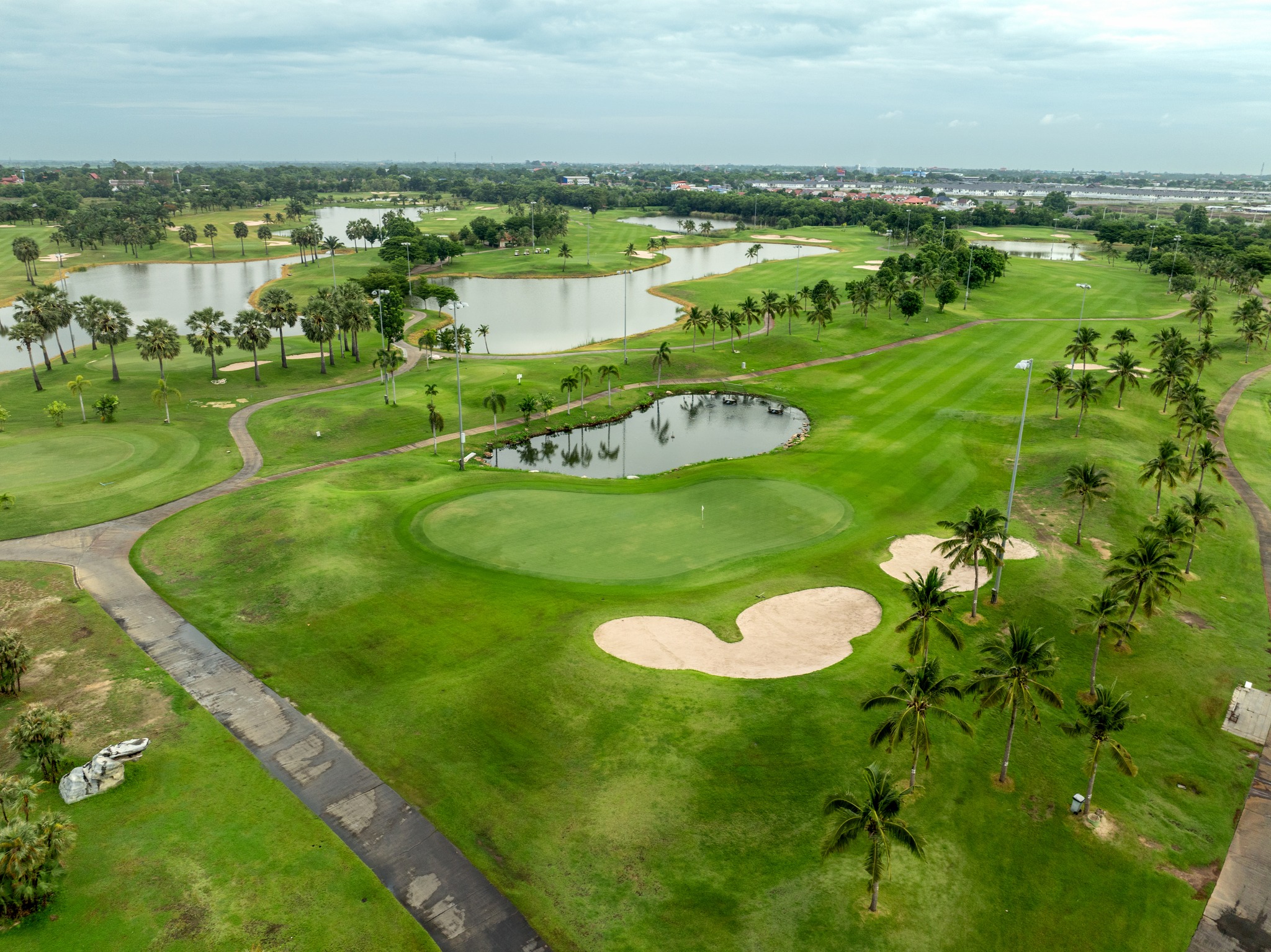 Ayutthaya Golf Club /
