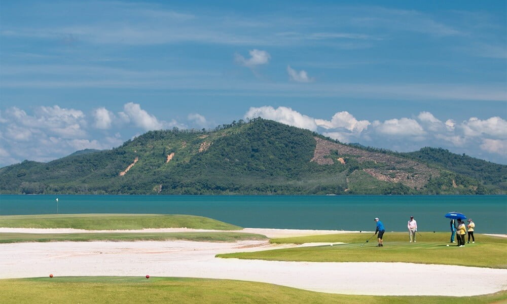 Mission Hills Phuket Golf Resort & Spa /